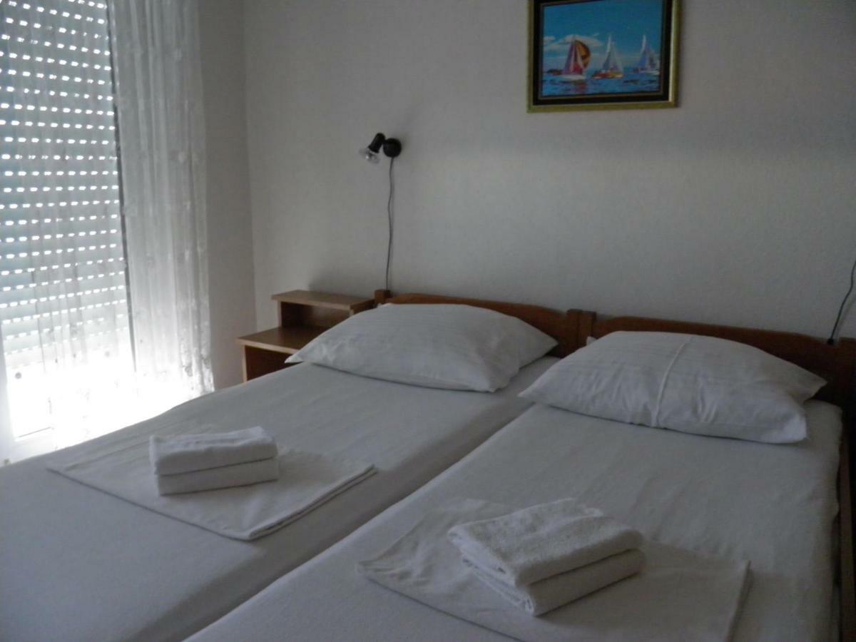 Apartments Horizont Τρογκίρ Δωμάτιο φωτογραφία